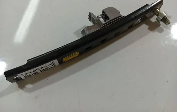 Nissan Almera Tino Seat belt adjustment rail 