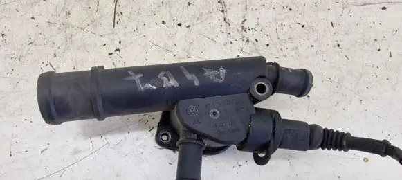 Audi A4 S4 B7 8E 8H Coolant pipe/hose 