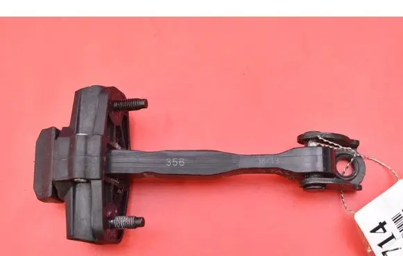 Fiat Tipo Front door check strap stopper