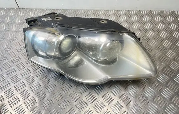 Volkswagen PASSAT B6 Headlight/headlamp 3C0941752K 89315540