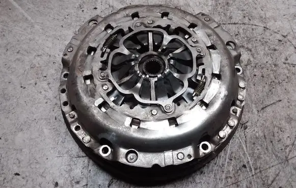 Audi A6 S6 C6 4F Clutch set kit 06D141031B 06D105266A