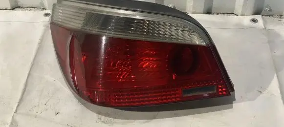 BMW 5 E60 E61 Rear/tail lights 6923305