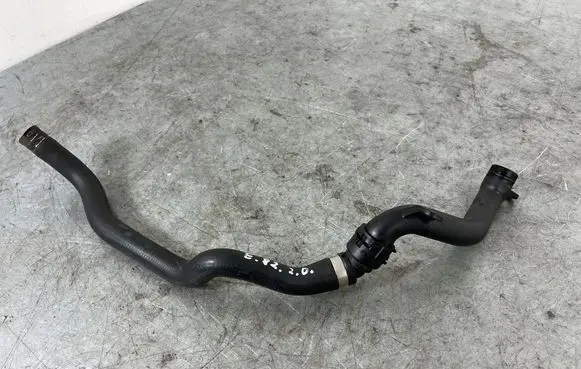 BMW 1 E82 E88 Engine coolant pipe/hose 7800583 9129594