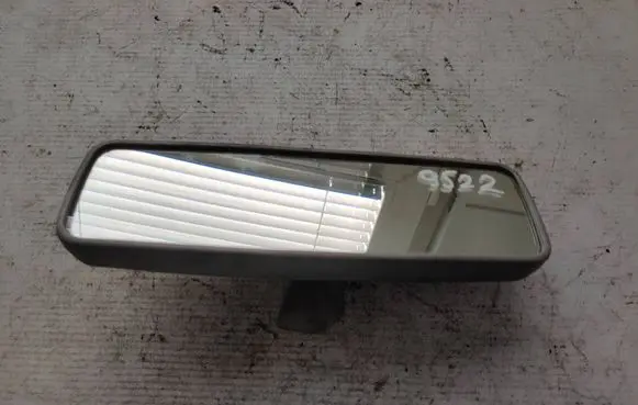 Rear view mirror (interior)