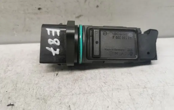 BMW 1 E81 E87 Mass air flow meter F00C2G2054