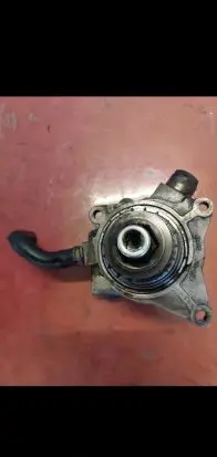 Nissan Navara D40 Vacuum pump 41402