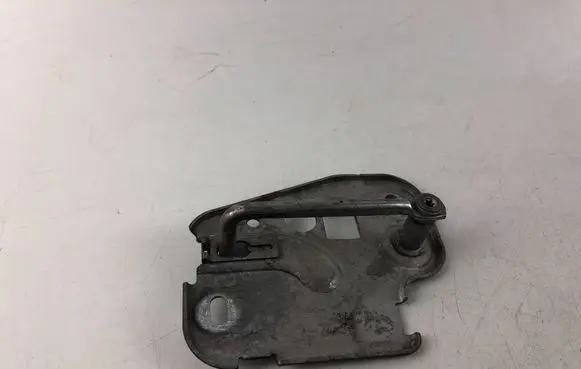 Volkswagen Golf VIII Engine bonnet/hood lock/latch loop/hook 5H0823185C