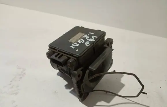 Mitsubishi Carisma Mass air flow meter E5T08271 4910207