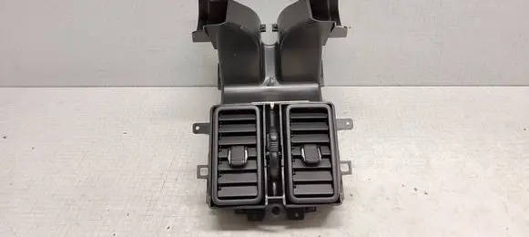 Jeep Grand Cherokee Rear air vent grill C01367009BL 6047732 08243570