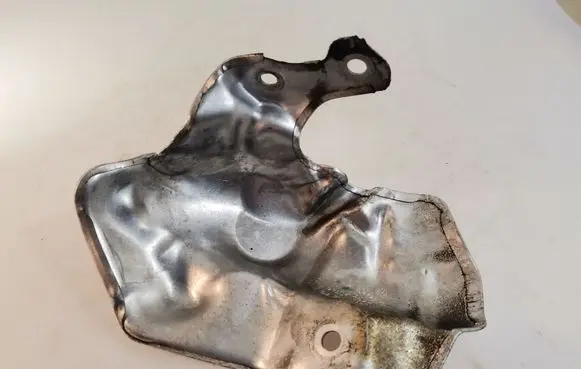 Renault Master III Exhaust heat shield 147186182R