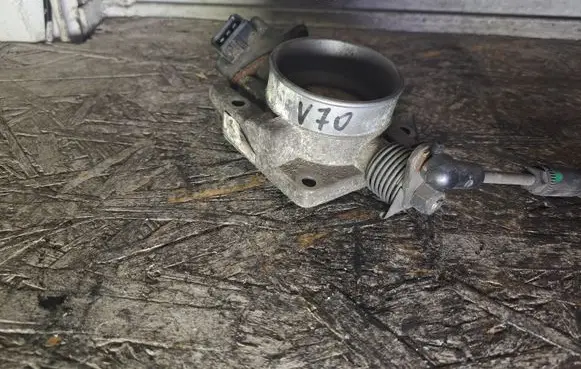 Volvo S70 V70 V70 XC Throttle valve 3507526 0280122001 350752671