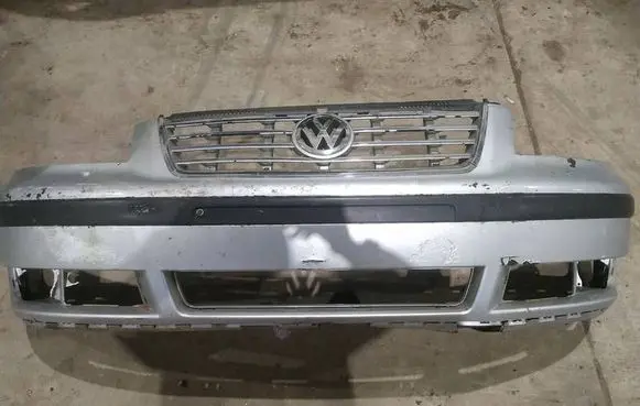 Volkswagen Sharan Front bumper pilkas