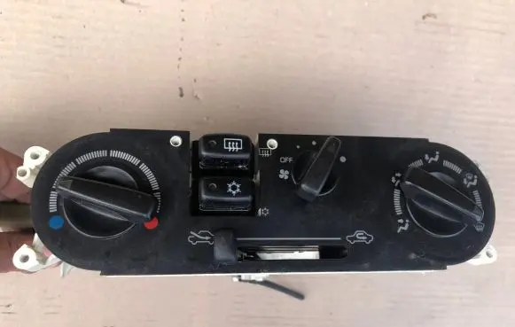 Mitsubishi Colt Climate control unit MR201865