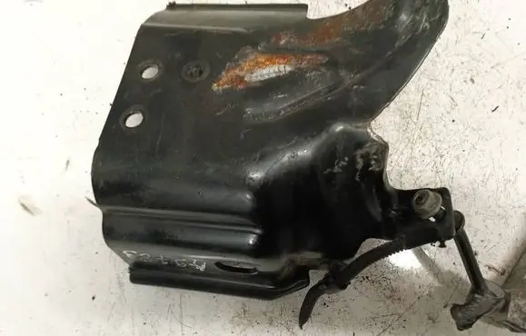 Jeep Renegade Engine mounting bracket
