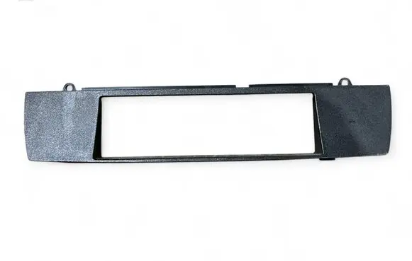 Radio/GPS head unit trim