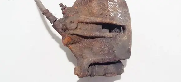 Ford Mondeo Mk III Front brake caliper