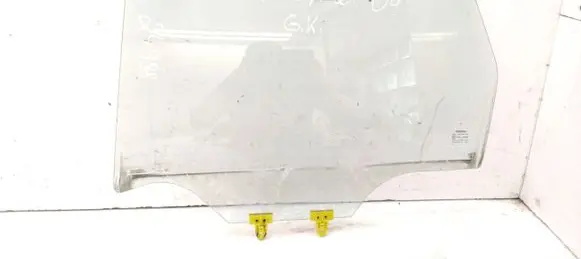 Nissan Qashqai Rear door window glass 43R00048 DOT24M188AS2