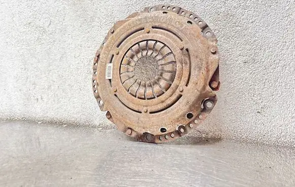 Opel Insignia A Pressure plate 55564556