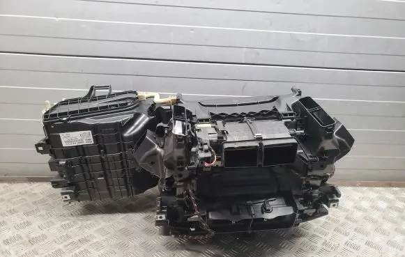BMW 5 F10 F11 Interior heater climate box assembly 9202574