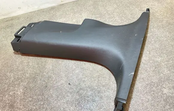 Tesla Model 3 (B) pillar trim (bottom) 164342900A CT2213090000439