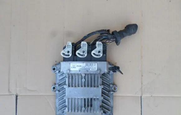 Volvo V50 Engine control unit/module ECU