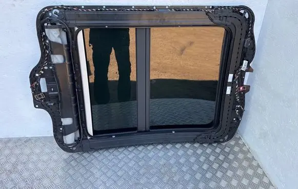 Audi Q3 8U Sunroof set 8U0877041A 1372266 1730899C