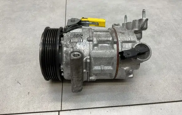 Peugeot 2008 II Air conditioning (A/C) compressor (pump) 9834779880
