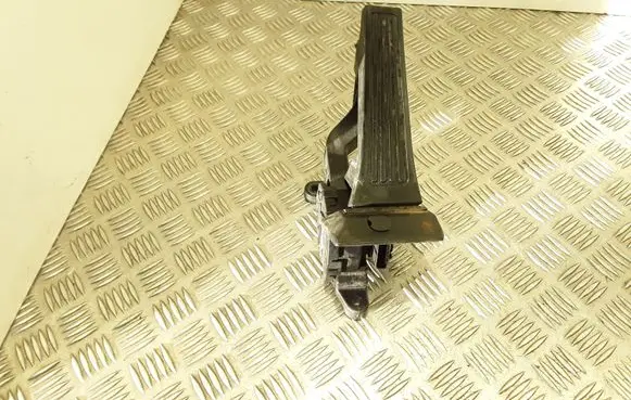 Hyundai ix35 Accelerator throttle pedal 327002S000 327272S000 327262S000