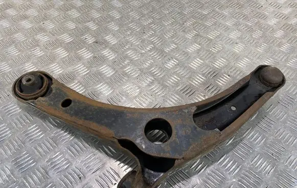 Mitsubishi Outlander Front lower control arm/wishbone