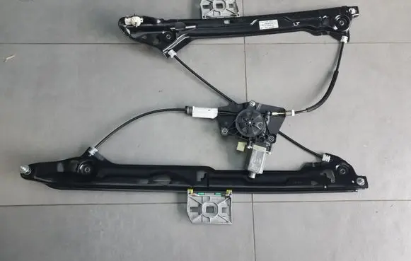 Audi Q8 Rear door window regulator with motor 4M8839461A