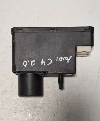 Audi 100 S4 C4 Central locking vacuum pump 4A0862257D