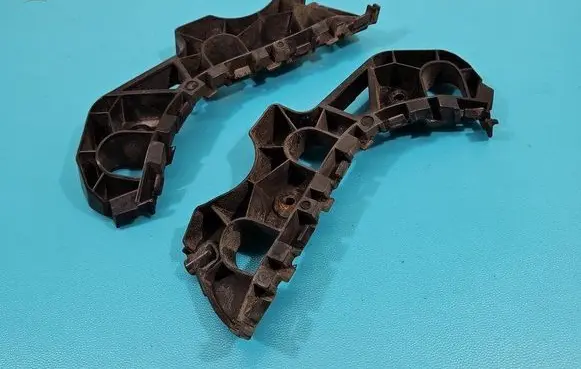 Volkswagen PASSAT CC Front bumper mounting bracket 3C8807184B IMPRK1450332