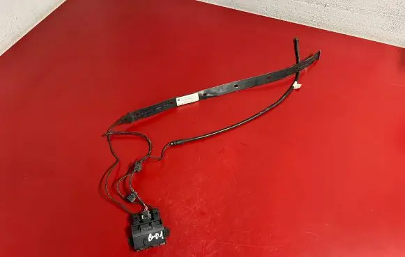 BMW X3 G01 Trunk lid opening control unit 7498464 7391042 7391043