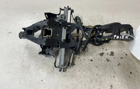 Jaguar XF X250 Front door exterior handle/bracket 30784204 30784205