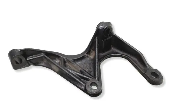 Volvo XC90 Front differential bracket 30735708