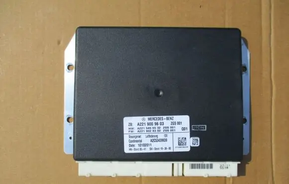 Mercedes-Benz S W221 Air suspension control unit module (rear) A2219009603 2219009603