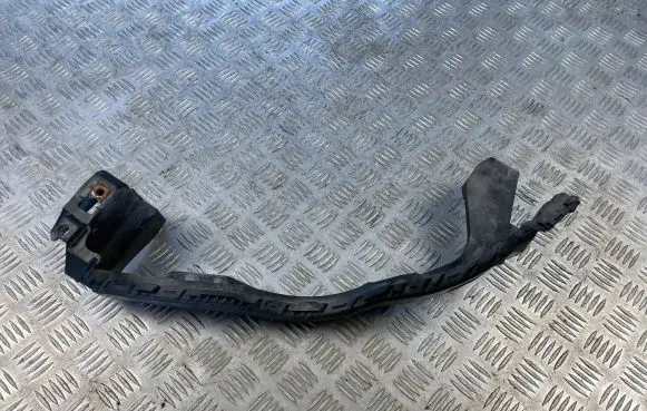 Subaru Legacy Headlight/headlamp mounting bracket