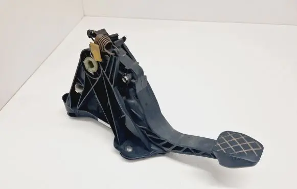 Clutch pedal