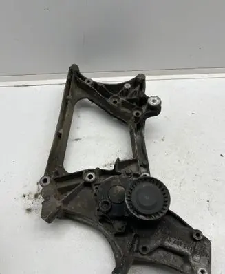 Mercedes-Benz V Class W447 Generator/alternator bracket A6512012309