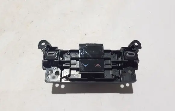 Lexus RX V Air conditioner control unit module 847520E110