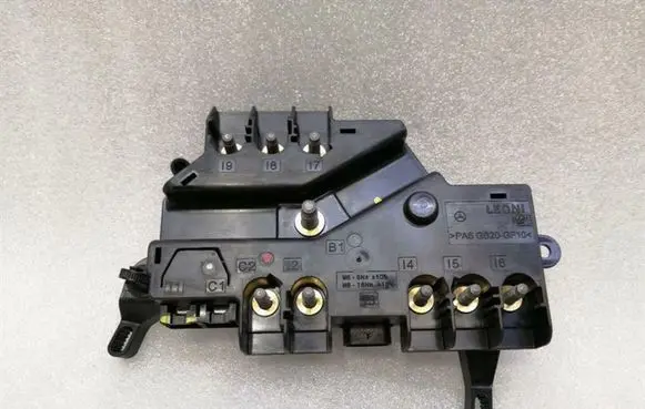 Mercedes-Benz S W222 Positive wiring loom A2225402650