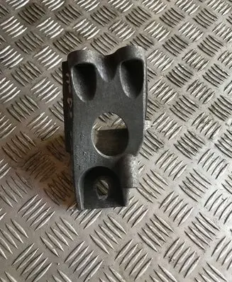Audi A8 S8 D3 4E Gearbox mounting bracket 4E0399114BB