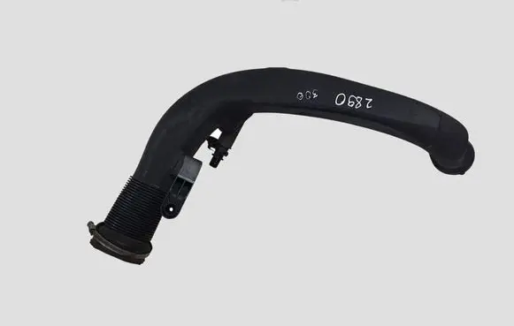 Volvo V40 Intercooler pipe mounting bracket 31325985