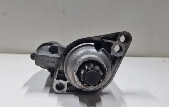 Skoda Octavia Mk2 (1Z) Starter motor 0001123012 0001123002