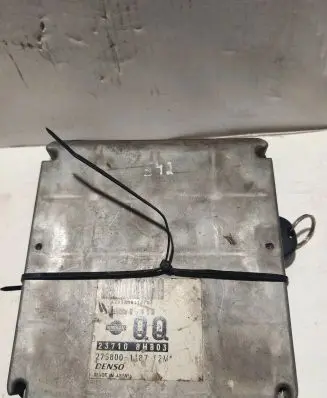 Nissan X-Trail T30 Engine control unit/module 237108H803 2758001187