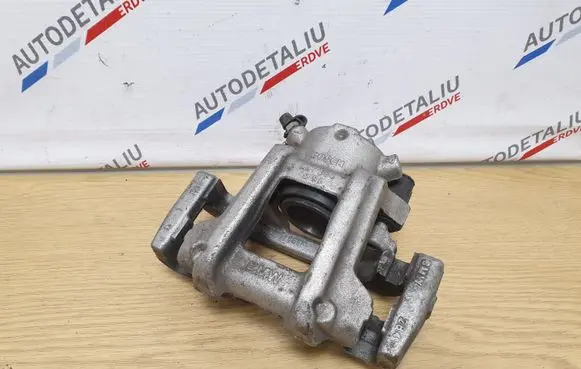 BMW 1 F20 F21 Front brake caliper 6792147