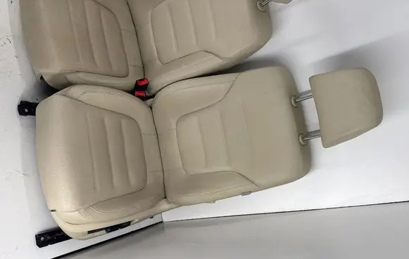 Volkswagen Touareg II Interior set 8K0881183A 8K0881183