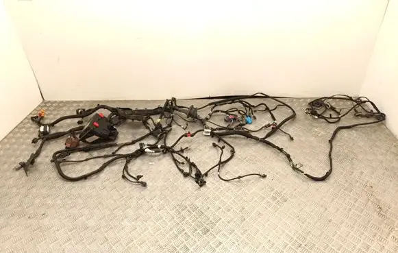 Citroen C4 III e-C4 Engine installation wiring loom 964T086080