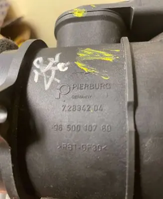 Citroen C4 I Mass air flow meter 72834204 9650010780