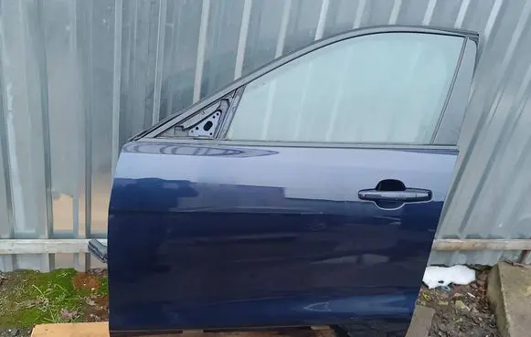 Jaguar F-Pace Front door
